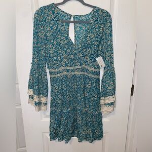 NWT Inspirations Boutique  boho dress size large